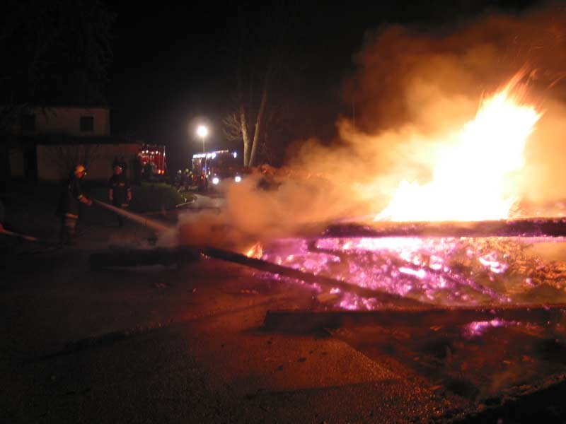 104-0487_IMG.jpg