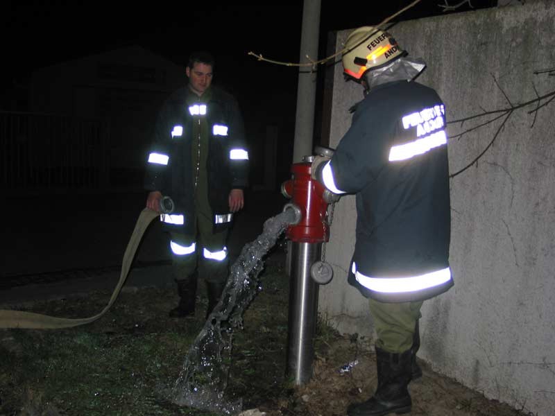 105-0512_IMG.jpg