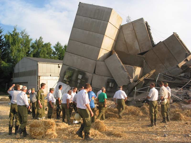 110-1007_IMG.jpg