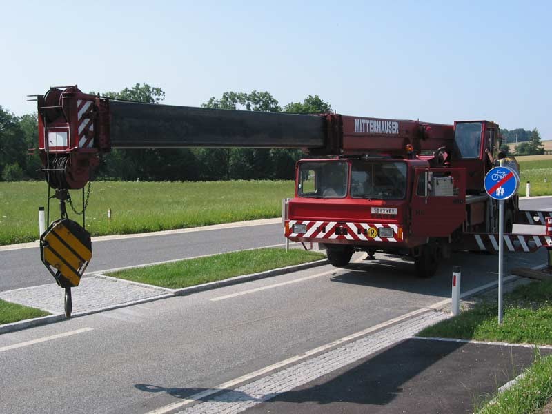 110-1084_IMG.jpg