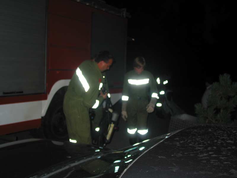 100-0018_IMG.jpg