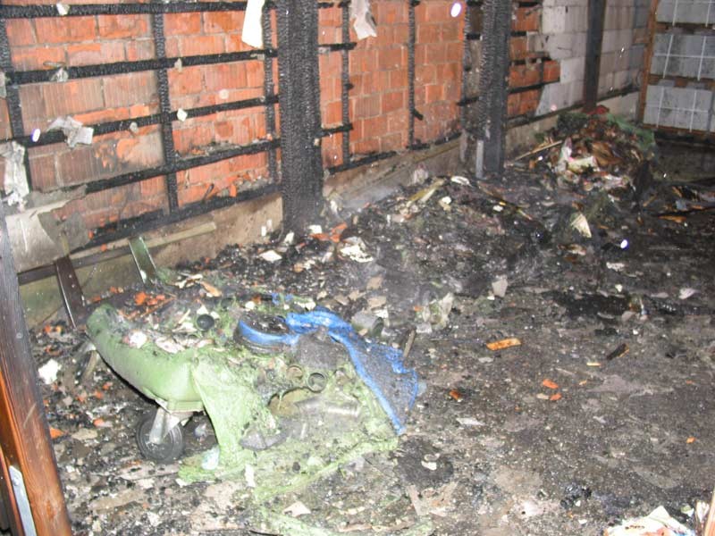 100-0088_IMG.jpg